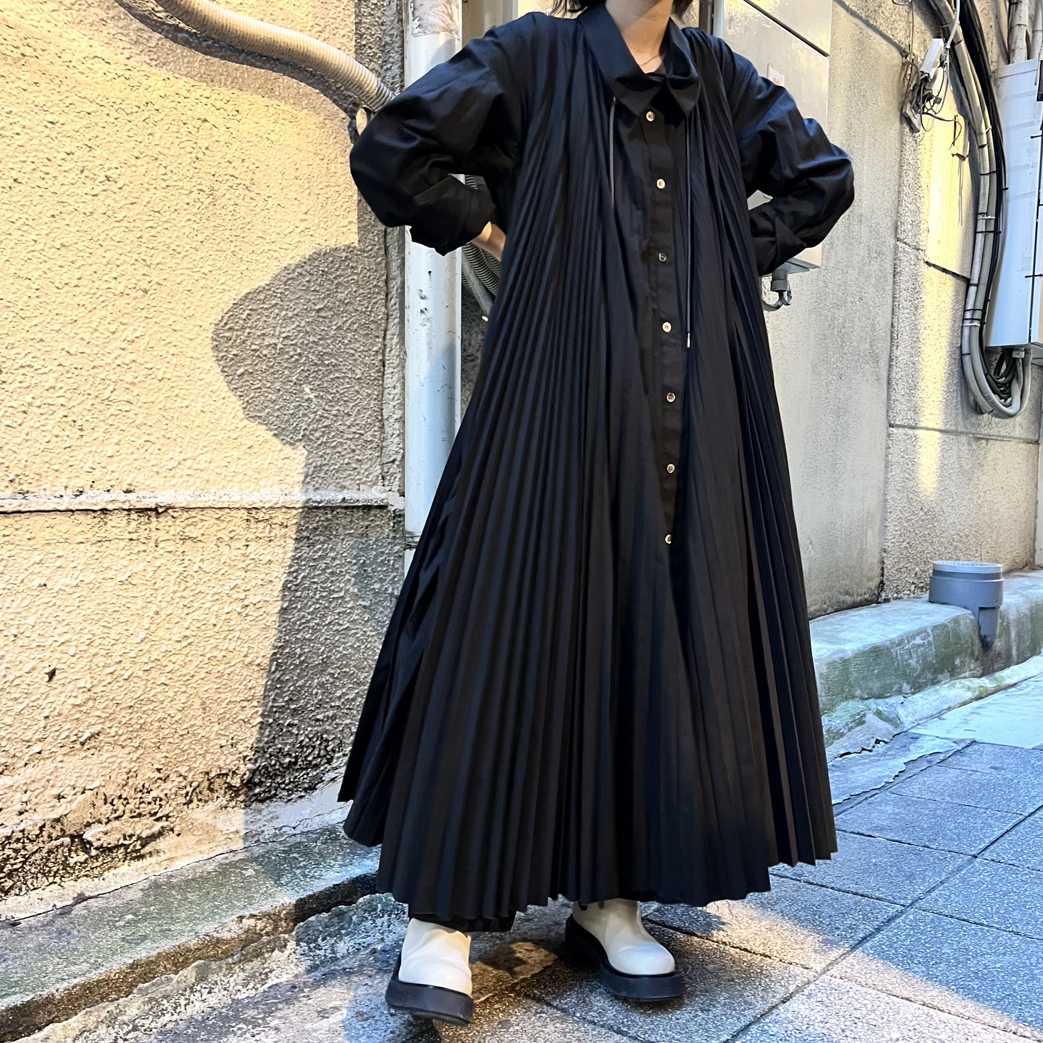 新素材新作 【sacai】雰囲気抜群＊タートルネック ドッキングプリーツ